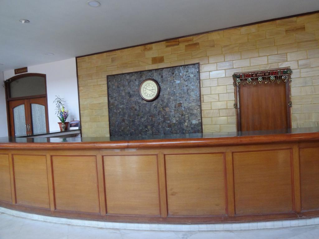Hotel Sita Manor กวาลิออร์ ภายนอก รูปภาพ