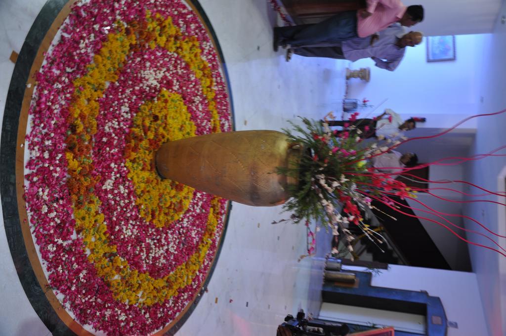Hotel Sita Manor กวาลิออร์ ภายนอก รูปภาพ