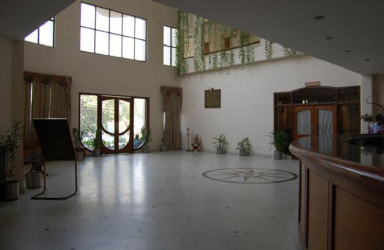 Hotel Sita Manor กวาลิออร์ ภายนอก รูปภาพ